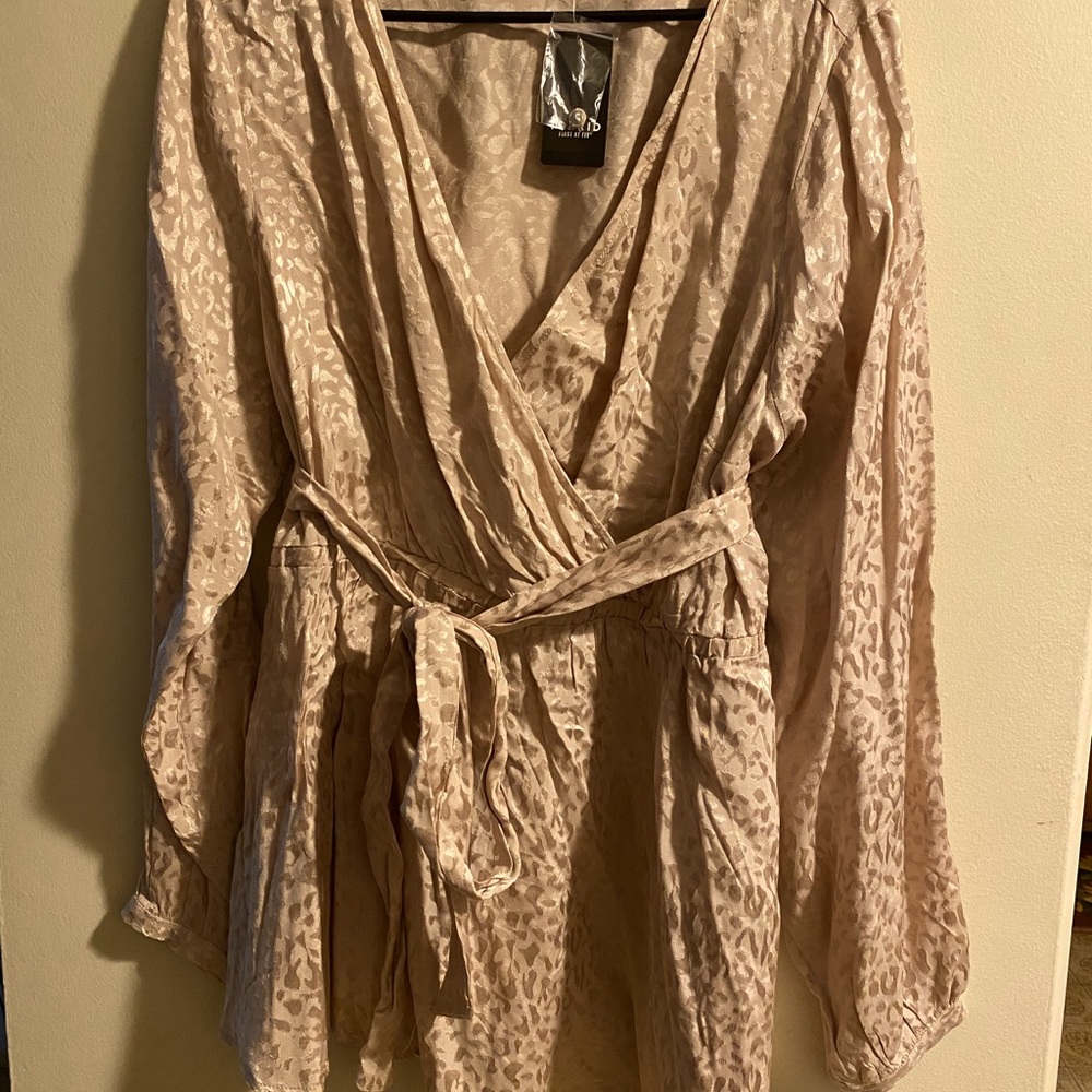 Torrid Size 2 Cheetah Blouse NWT